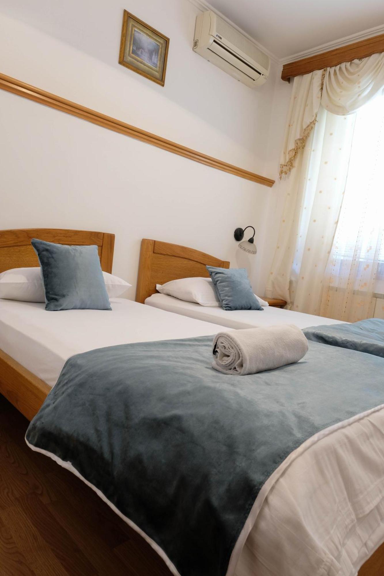 Vijecnica Bed & Breakfast